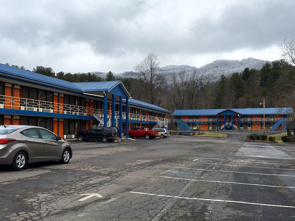 Mountain Empire Motel Mountain City Екстериор снимка